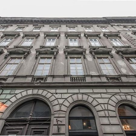 A+ Budapest Central Dob Street Apartment Ngoại thất bức ảnh